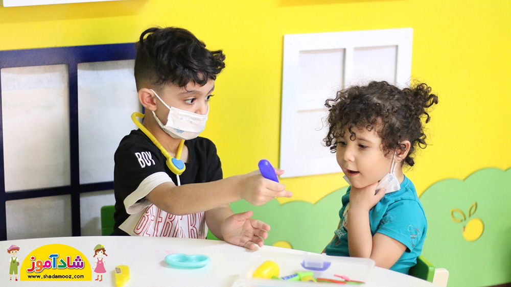 نقش دوستی با همسالان و هویت اجتماعی کودکان